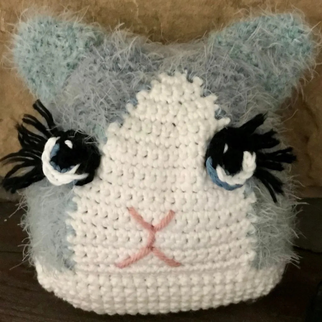 Crochet cat face