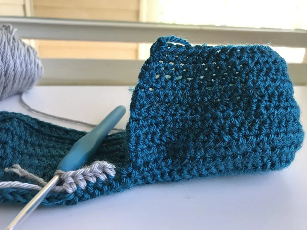 how to crochet slippers
