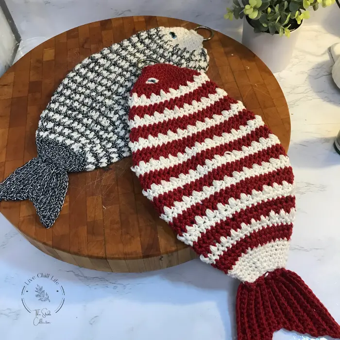 crochet fish potholder