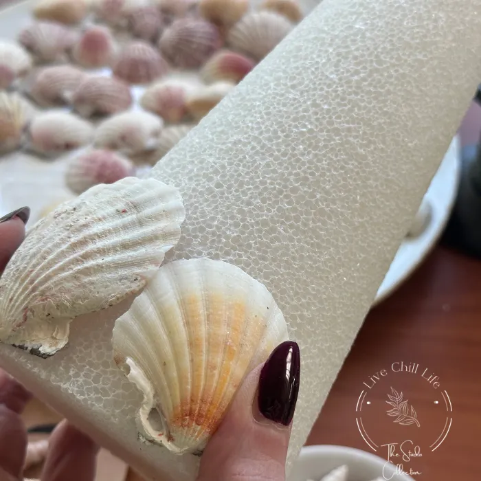 make a diy sea shell tree