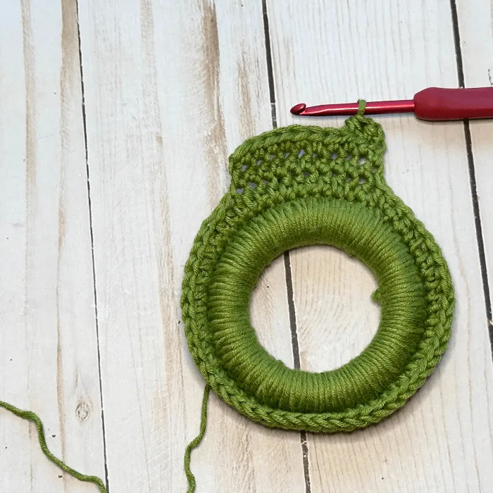 crochet ring with half double crochet