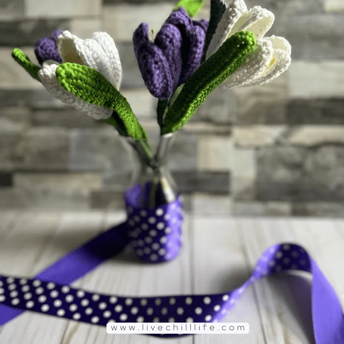 crochet tulips in vase